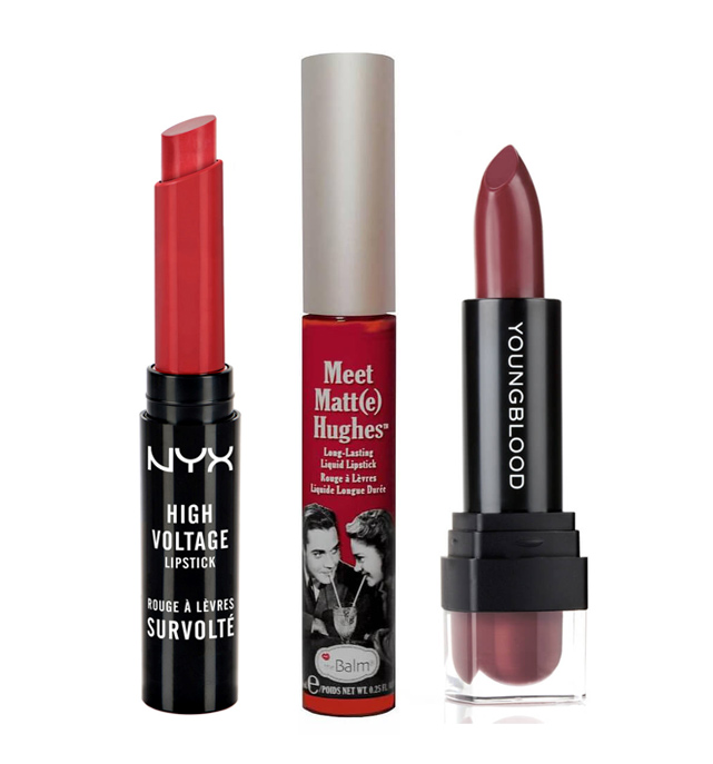How to apply long lasting lipstick